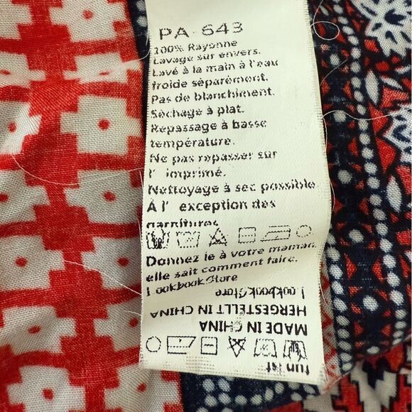 High Waist Bohemian Geo Red Shorts with Vibrant Patterns - Picture 4 of 5